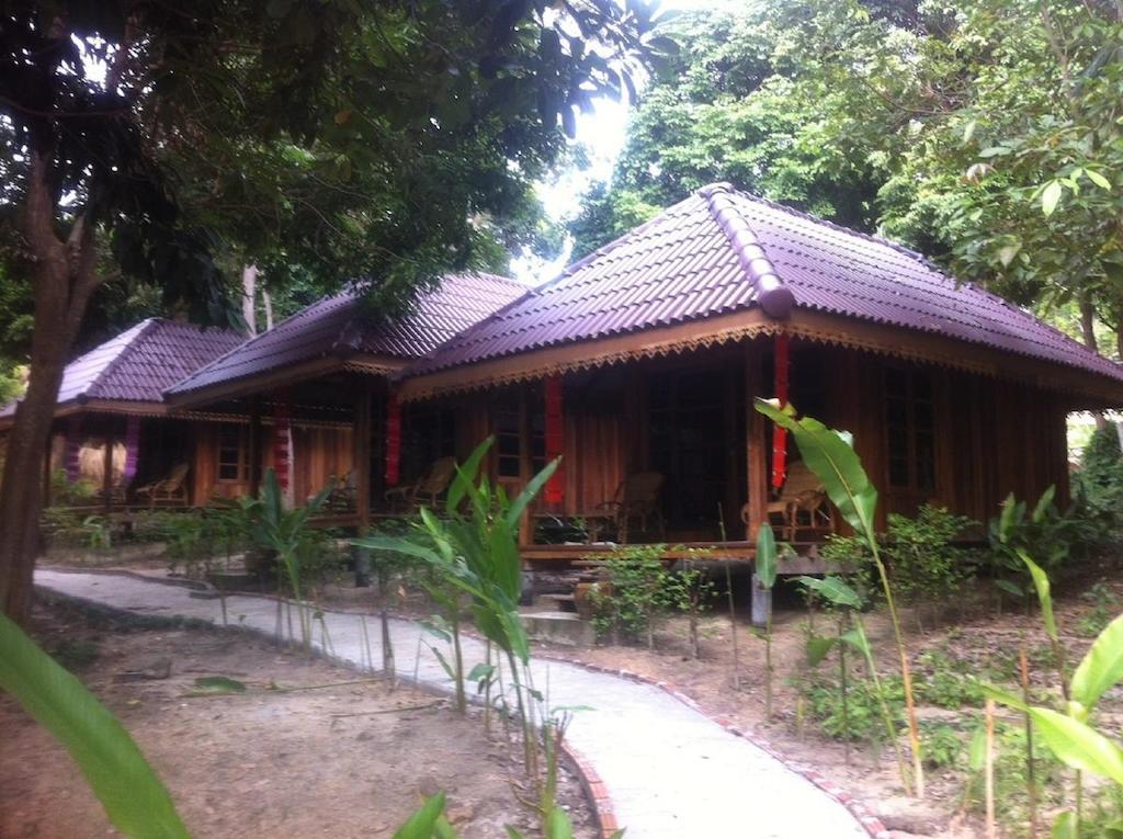 Lipe Sunset Forest Resort Exterior photo